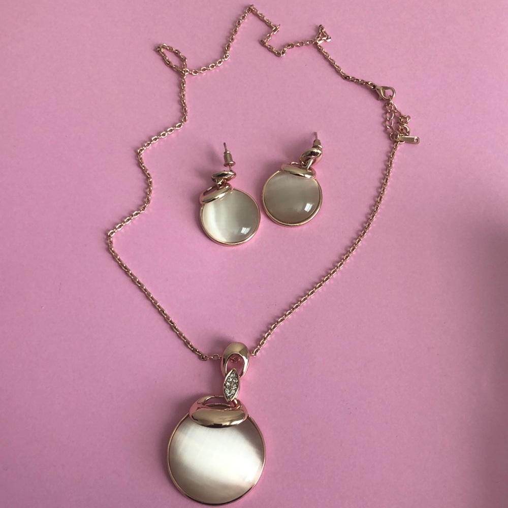 Jewelry set for sale